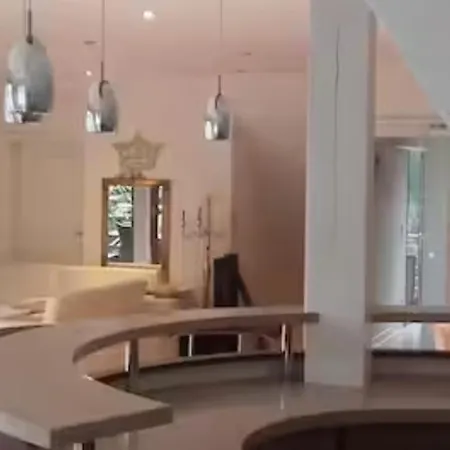 Апартаменты Loft Bei Hamburg Bis 12 Personen *
